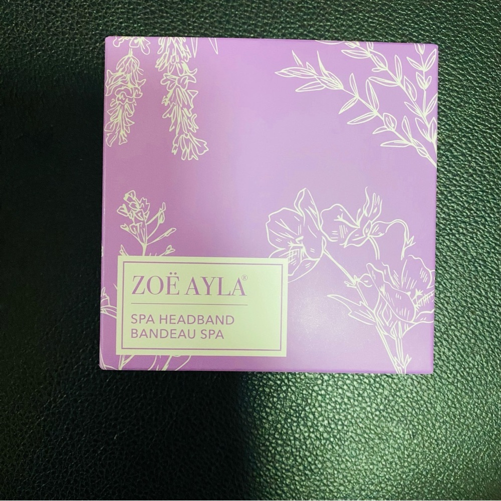 Zoë Ayla® Eco Friendly spa Headband in purple Msrp $15 - Picture 2 of 4